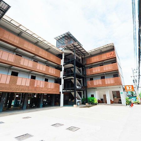 B2 Santitham Hotel Csiangmaj Kültér fotó