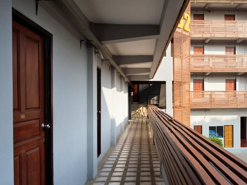B2 Santitham Hotel Csiangmaj Kültér fotó