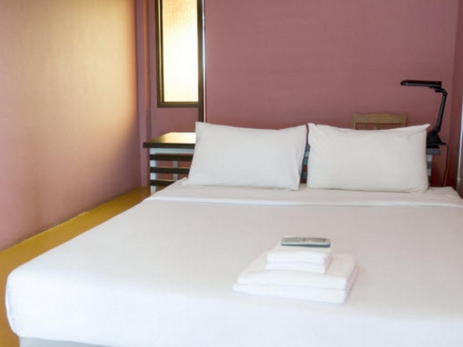B2 Santitham Hotel Csiangmaj Kültér fotó